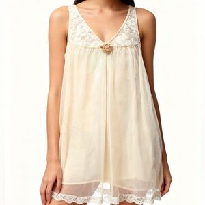 Vintage 70s  Sears Babydoll set in pastel Peach with lace